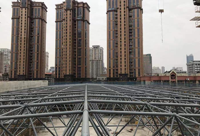 西昌螺栓球网架结构